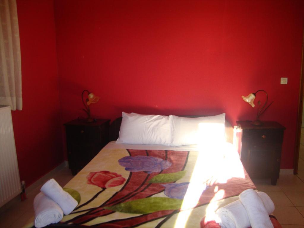 Kafiona Guesthouse Pyrgos Dirou Екстер'єр фото